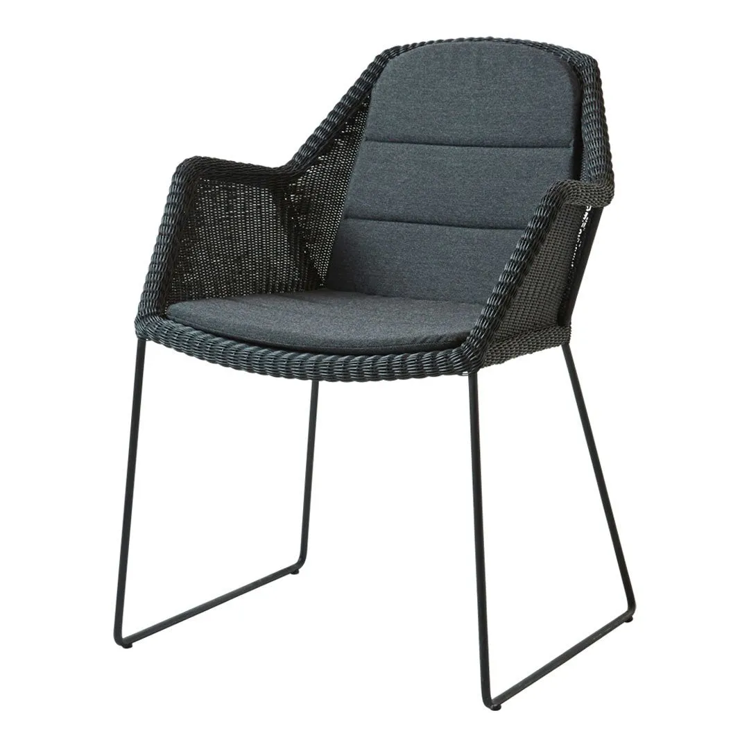Breeze Outdoor Chair - Sled Base