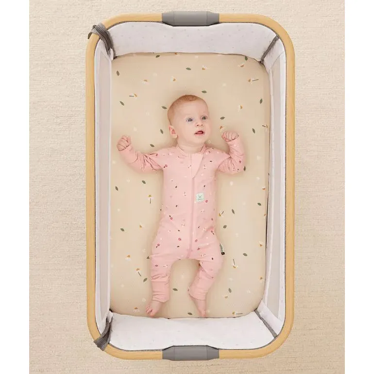 ergoPouch Bedding : Fitted Sheet 0.2 TOG - Cot - Sprinkle