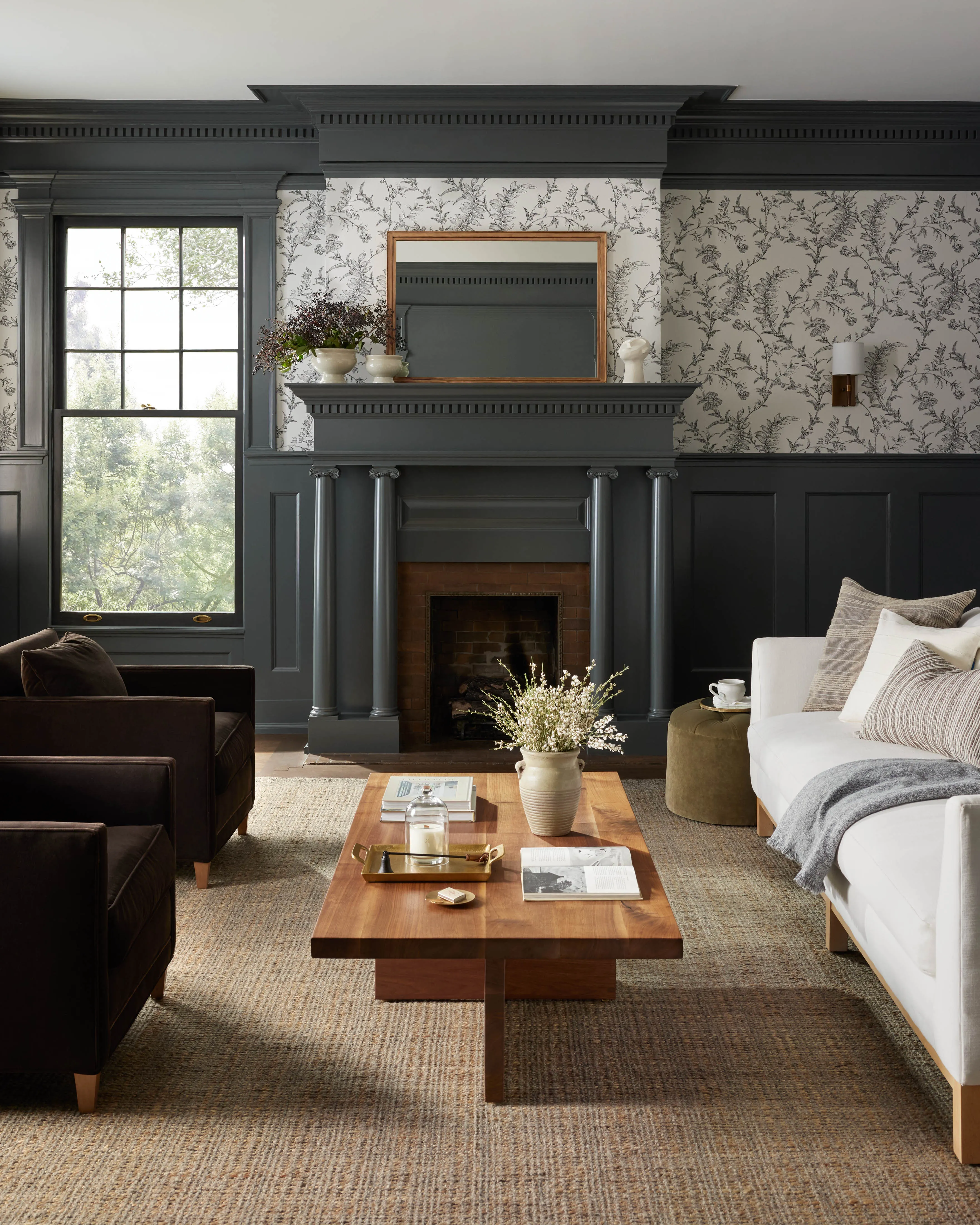 Jean Stoffer x Loloi Cornwall Mocha / Natural Rug