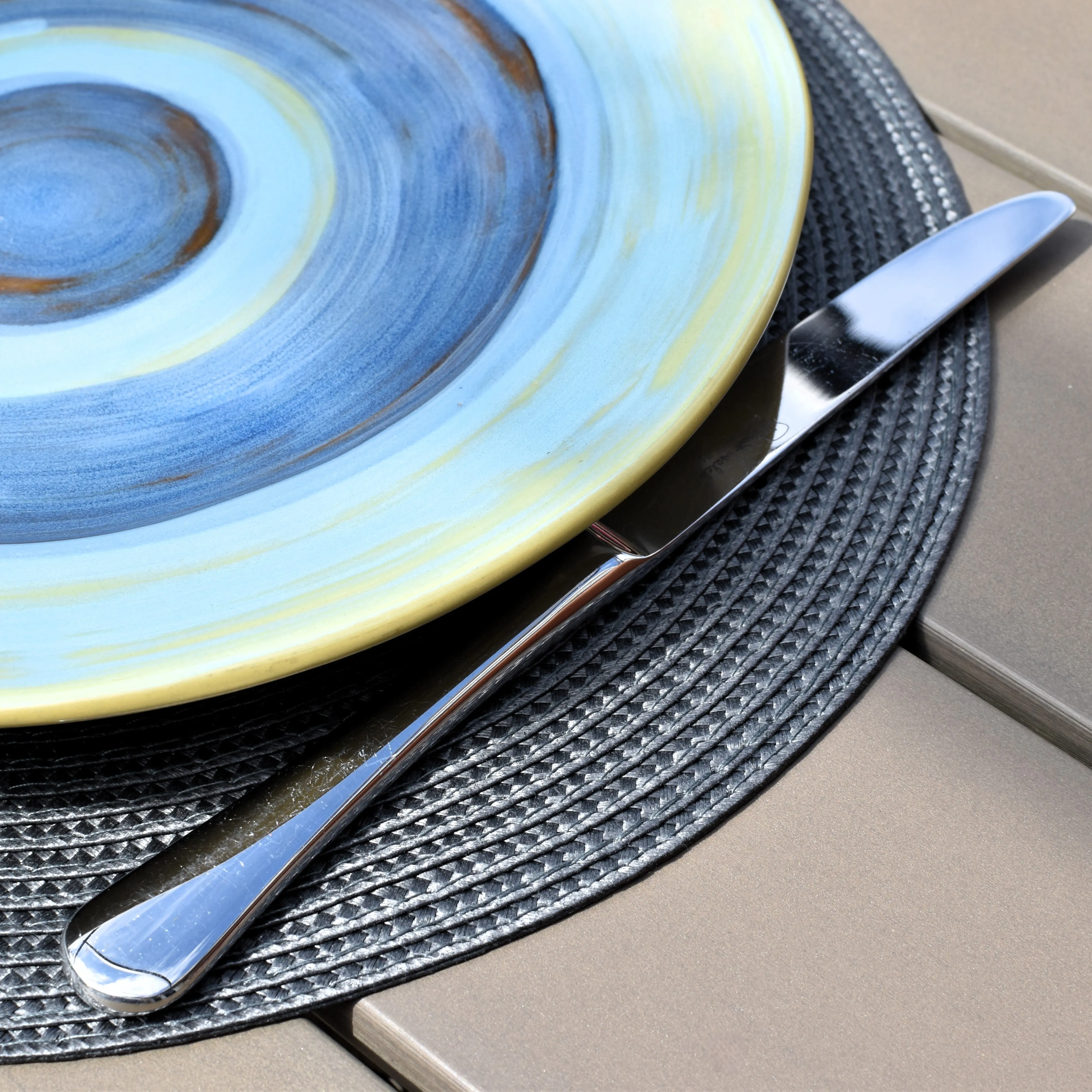 Round Woven Placemat - Dark Grey